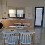 Golden Eagle House Holiday home *