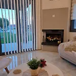 Holiday home Golden Eagle House
