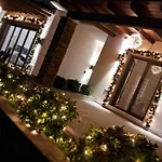 Holiday home Golden Eagle House *